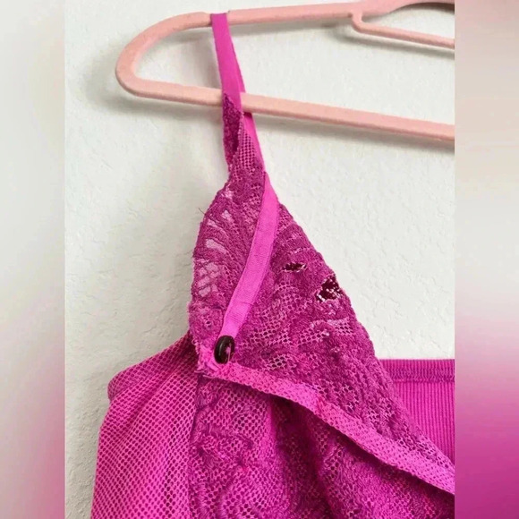 Free People Have My Heart Tank Top Painted Raspberry Sherbet  sz medium - Picture 5 of 9